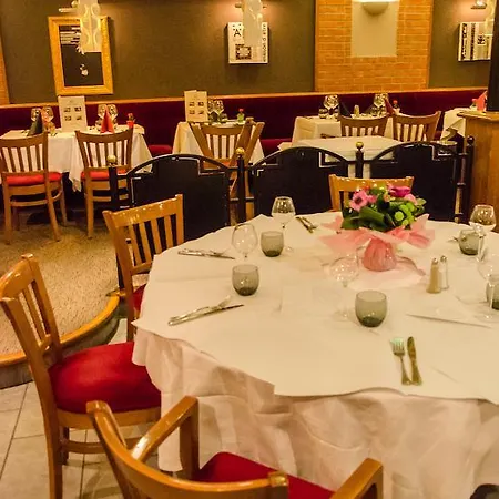 Le Vieux Beffroi Hotel 2*