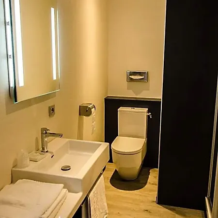 Hotel Le Vieux Beffroi 2*
