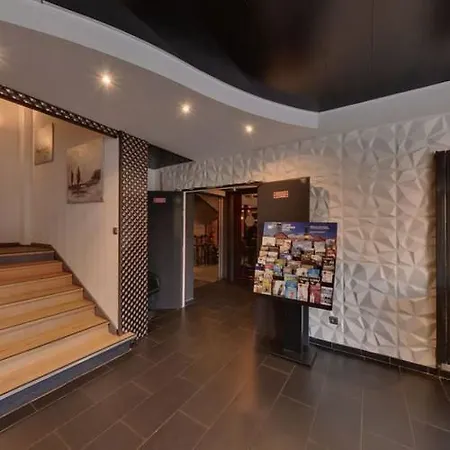 فندق Le Vieux Beffroi بوتون