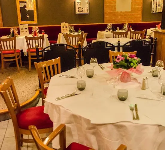 Le Vieux Beffroi Hotel 2*