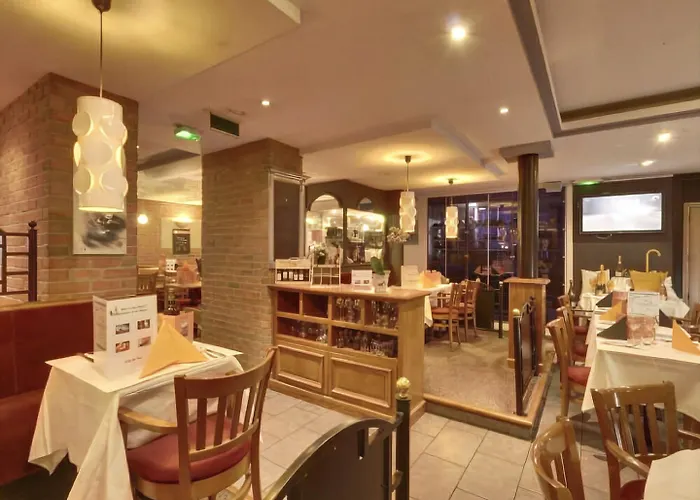 Le Vieux Beffroi Hotel