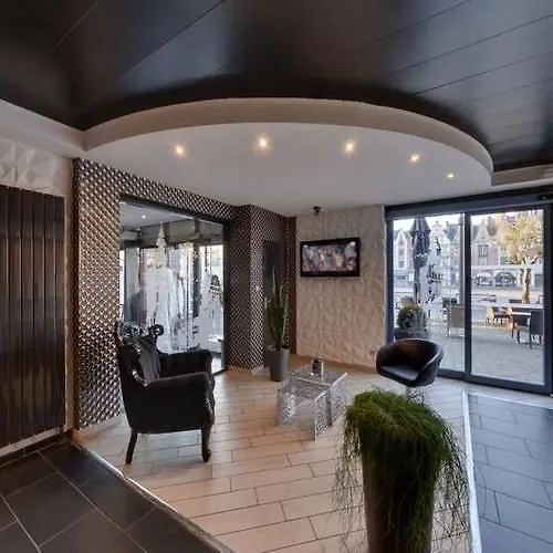 Hotell Le Vieux Beffroi